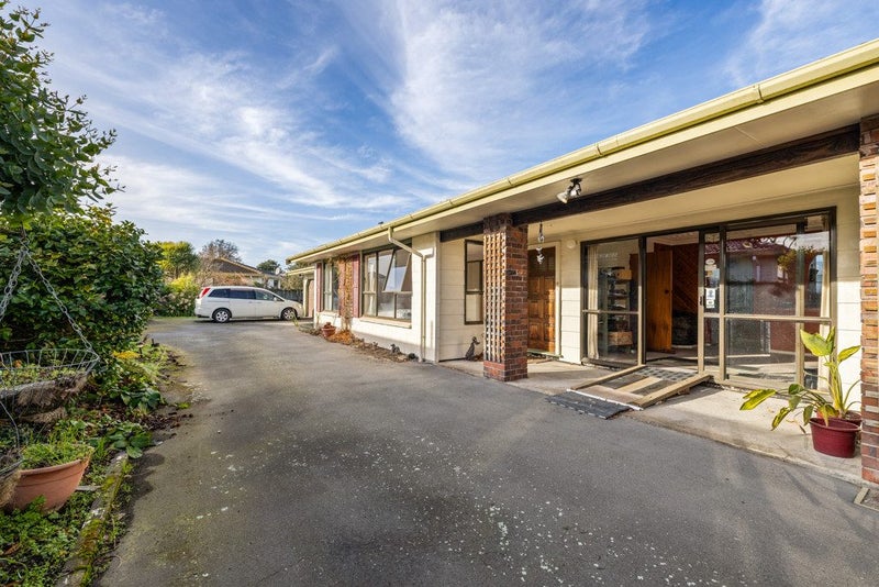 130 Bower Avenue, New Brighton, Christchurch - Carousel 1