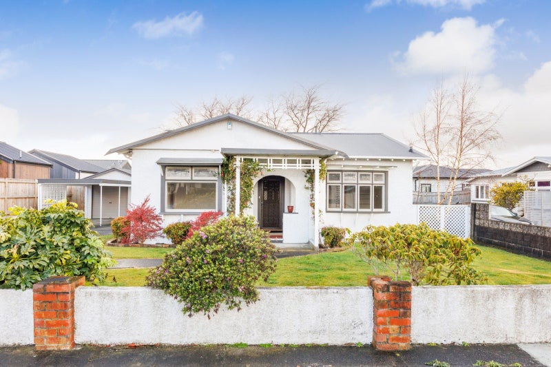 19 Brightwater Terrace, Terrace End, Palmerston North - Carousel 19