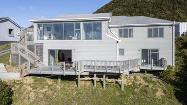 8 Jaunpur Crescent, Broadmeadows, Wellington - Carousel 1