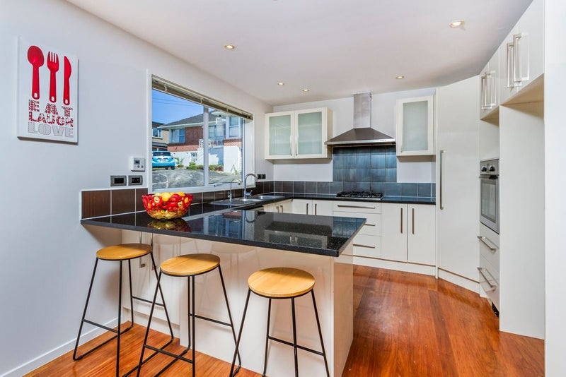 20A Littlejohn Street, Hillsborough, Auckland - Carousel 2