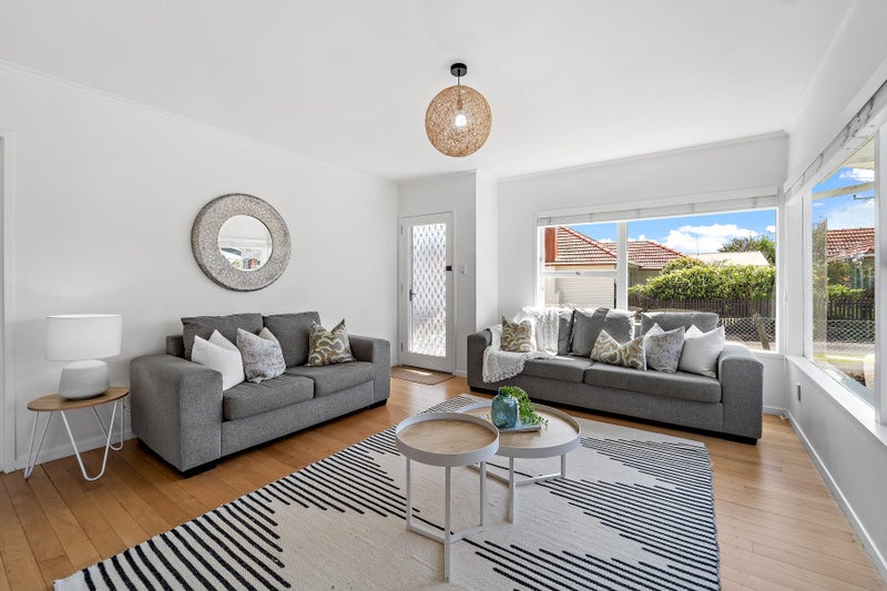 1/49 Shakespeare Road, Milford, Auckland - Carousel 2