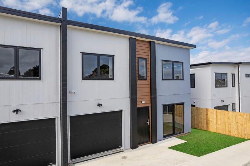 7B Surrey Street, Manurewa, Auckland - Carousel 2