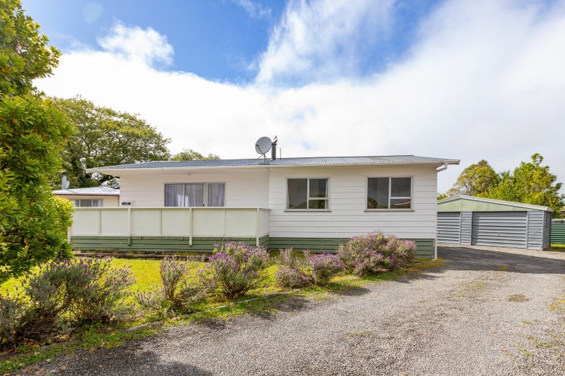 53 Montgomery Crescent, Lansdowne, Masterton - Carousel 2