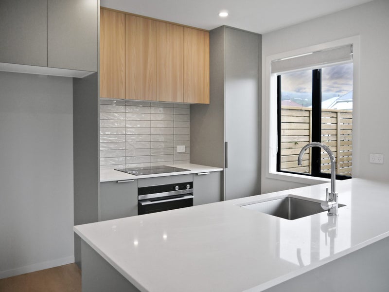 5/90 Knights Road, Hutt Central, Lower Hutt - Carousel 1