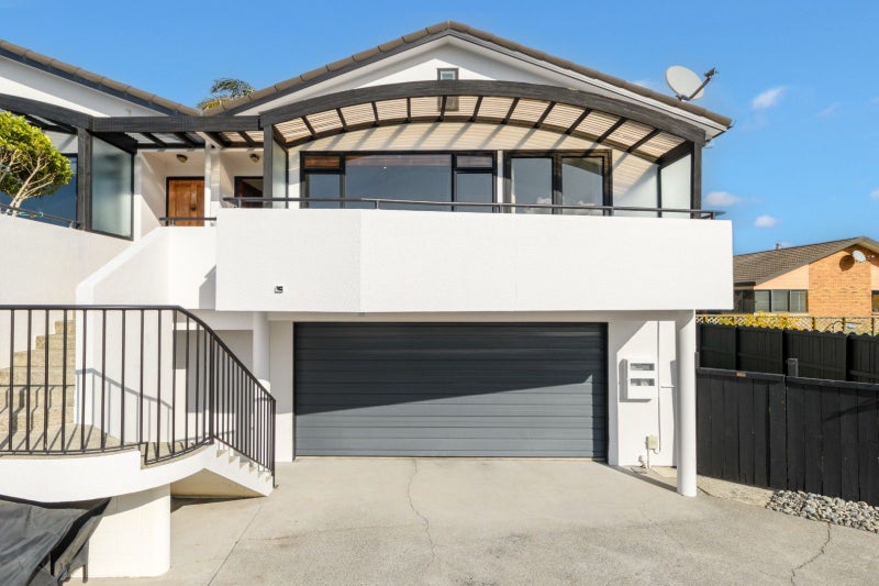 22F Miro Street, Mount Maunganui, Mount Maunganui - Carousel 1