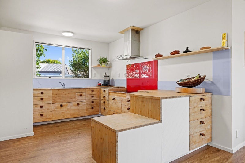7 Ludlow Place, Parklands, Christchurch - Carousel 2