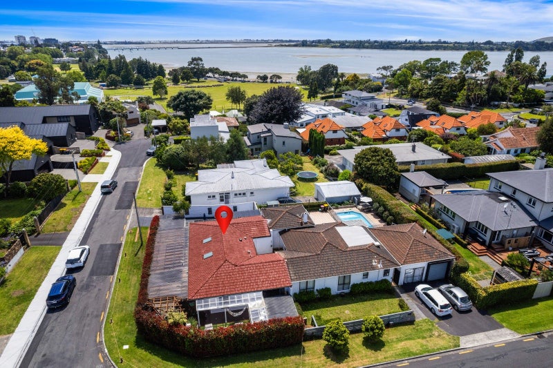 35 Briarley Street, Tauranga South, Tauranga - Carousel 1