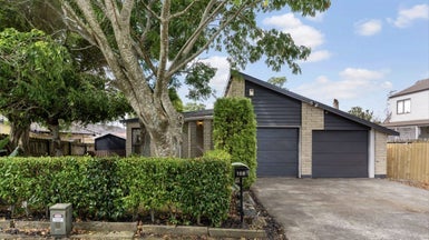 108 Carnoustie Drive, Wattle Downs, Auckland - Carousel 1