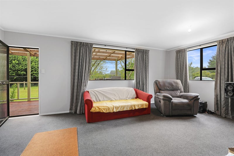 1 Tuhua Terrace, Manunui, Taumarunui - Carousel 2