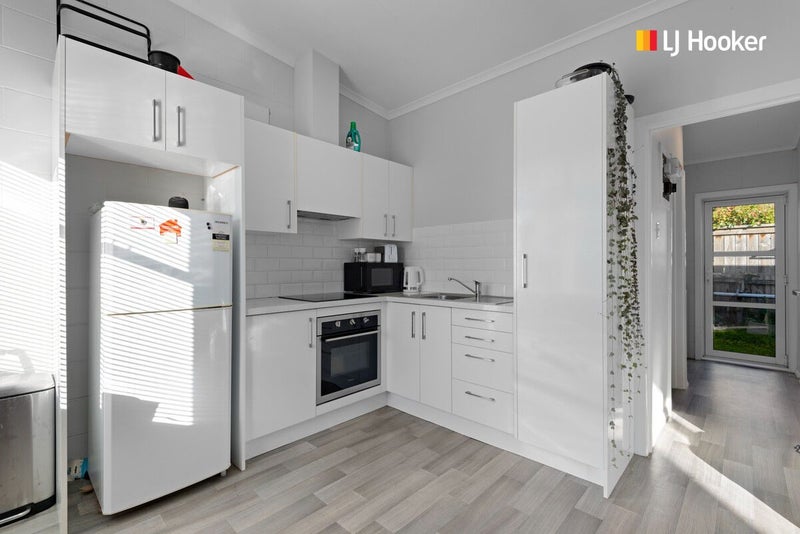 28B Hargest Crescent, Saint Kilda, Dunedin - Carousel 2