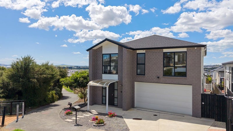 10 Ripa Street, Flat Bush, Auckland - Carousel 2