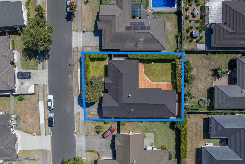 70 Farringdon Avenue, Rototuna North, Hamilton - Carousel 23