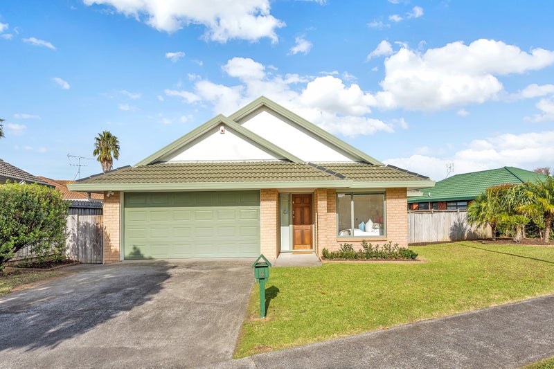 4 Morestead Avenue, Huntington Park, Auckland - Carousel 2