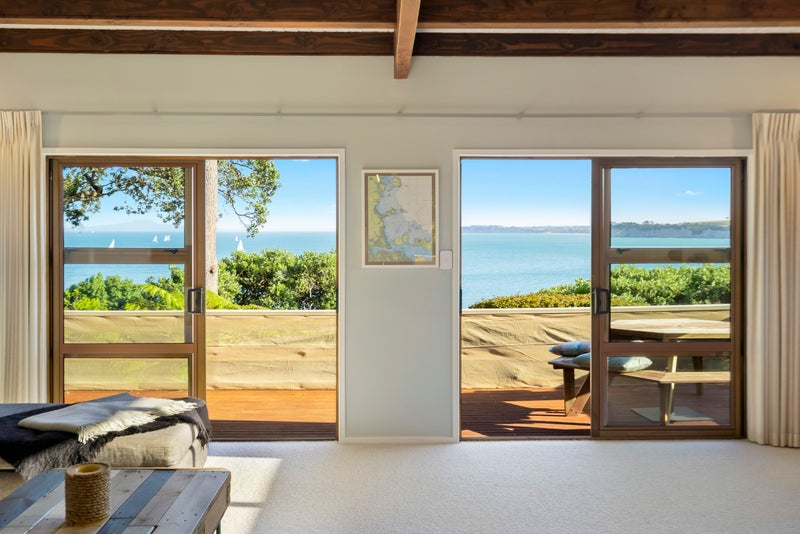 7 Arkles Drive, Arkles Bay, Whangaparaoa - Carousel 2