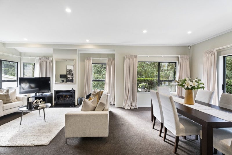 17 Pitoitoi Avenue, Greenhithe, Auckland - Carousel 1