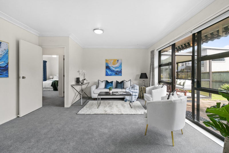 2/15 Clarke Road, Onehunga, Auckland - Carousel 2