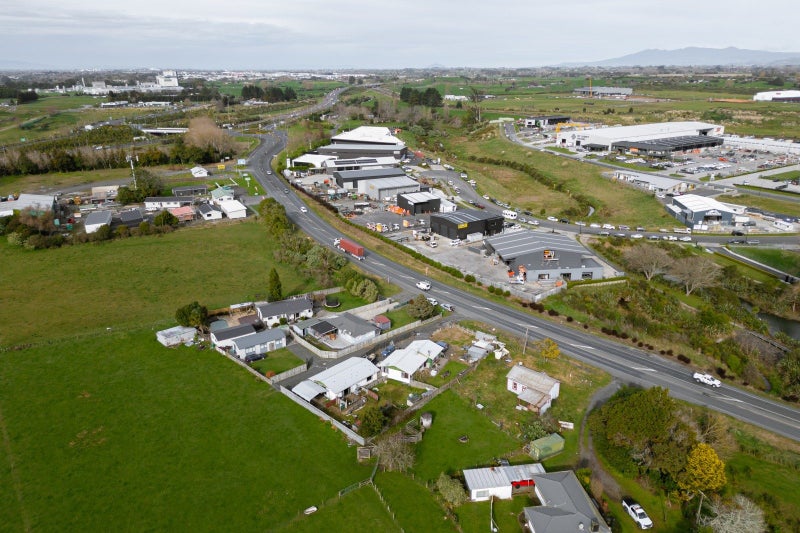 6261 Great South Road, Horotiu - Carousel 20