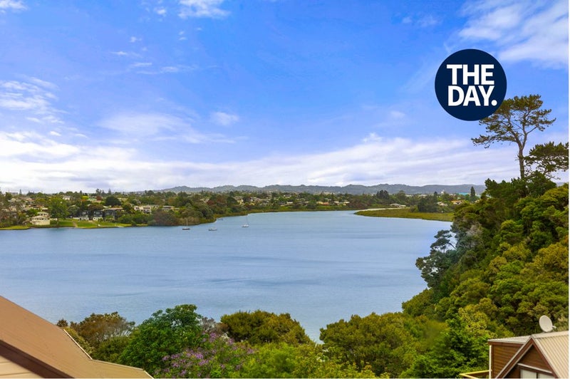 17A Constable Lane, West Harbour, Auckland - Carousel 1