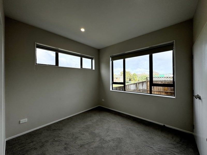 6A St Catherine Crescent, West Harbour, Auckland - Carousel 20