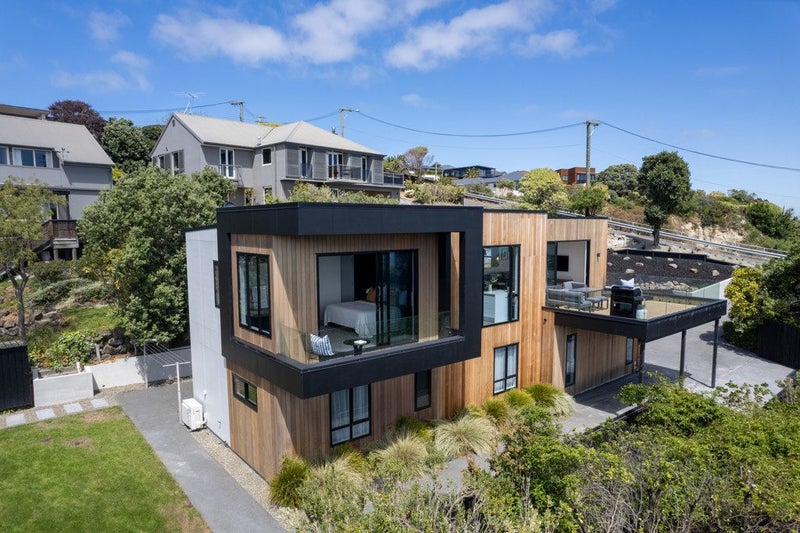 17 Rangatira Terrace, Mount Pleasant, Christchurch - Carousel 2