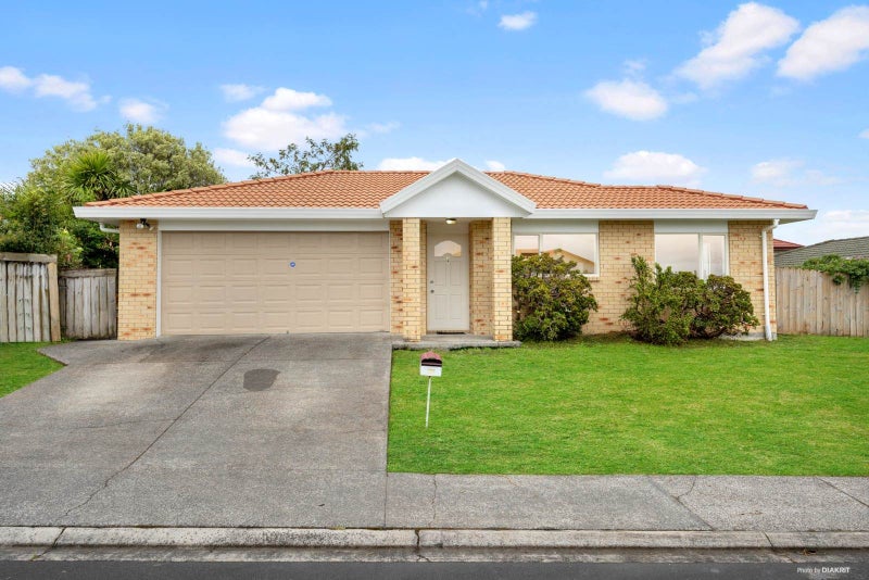 11 Jeffery Reeve Crescent, Ranui, Auckland - Carousel 1
