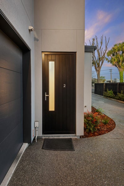 2/21 Hills Road, Edgeware, Christchurch - Carousel 2