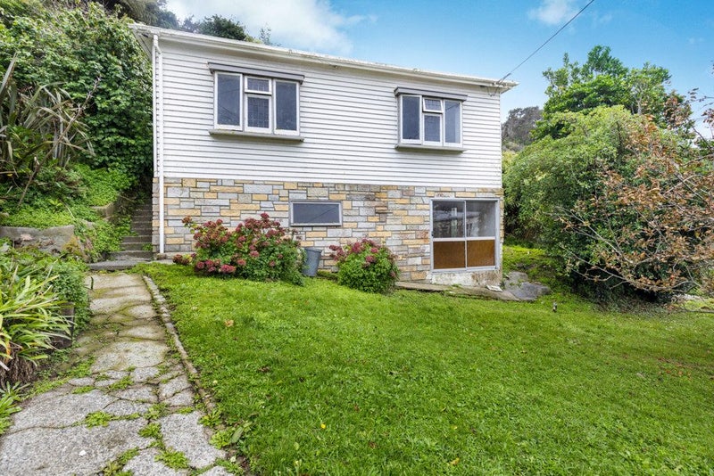 32C Ribble Street, Island Bay, Wellington - Carousel 1