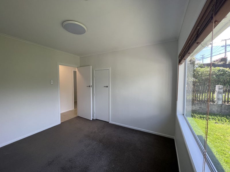 31 Creamer Avenue, Belmont, Auckland - Carousel 2