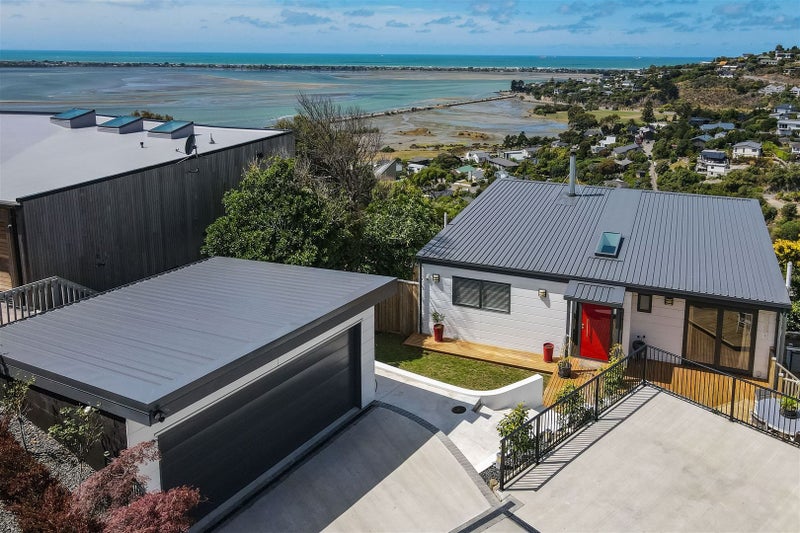 11 Mortens Lane, Mount Pleasant, Christchurch - Carousel 2