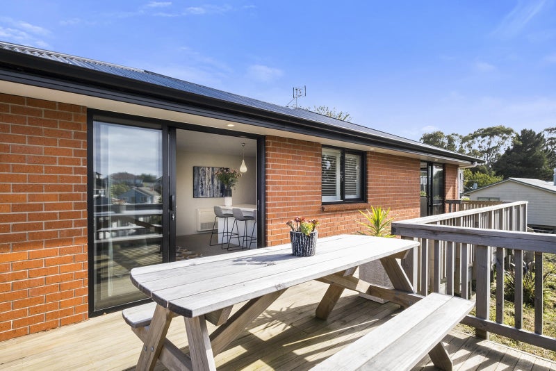 12 Summertime Avenue, Corstorphine, Dunedin - Carousel 2