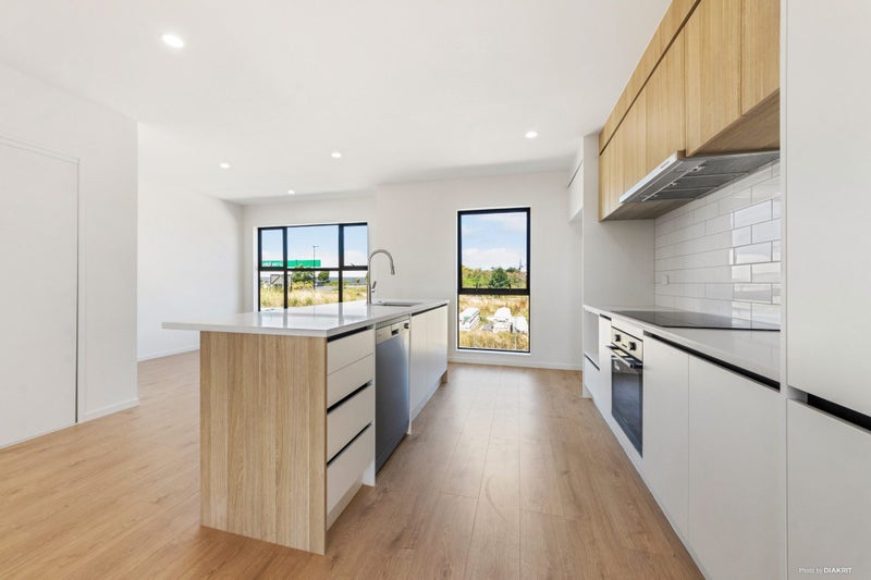 21 Mataitai Road, Hobsonville, Auckland - Carousel 2