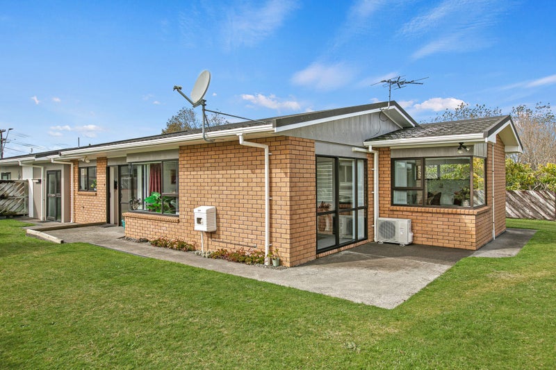 2/38 Waimea Street, Westown, New Plymouth - Carousel 1