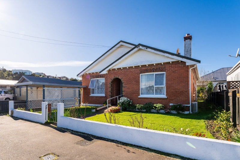 17 Royal Crescent, Saint Kilda, Dunedin - Carousel 30