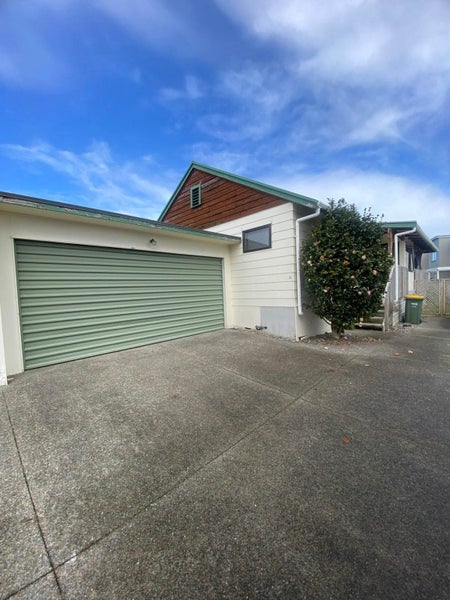 73 Red Beach Road, Red Beach, Red Beach - Carousel 1