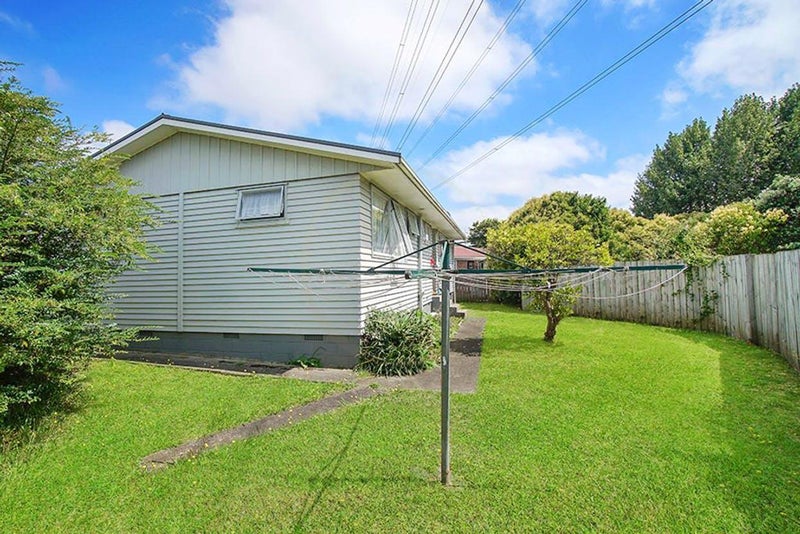 15 Emerson Road, Clover Park, Auckland - Carousel 11