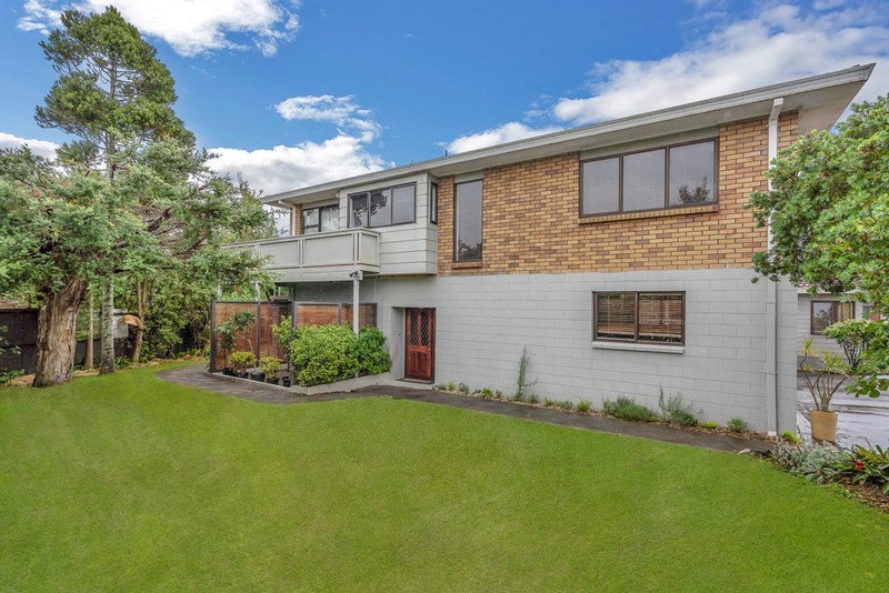 559 Weymouth Road, Weymouth, Auckland - Carousel 1