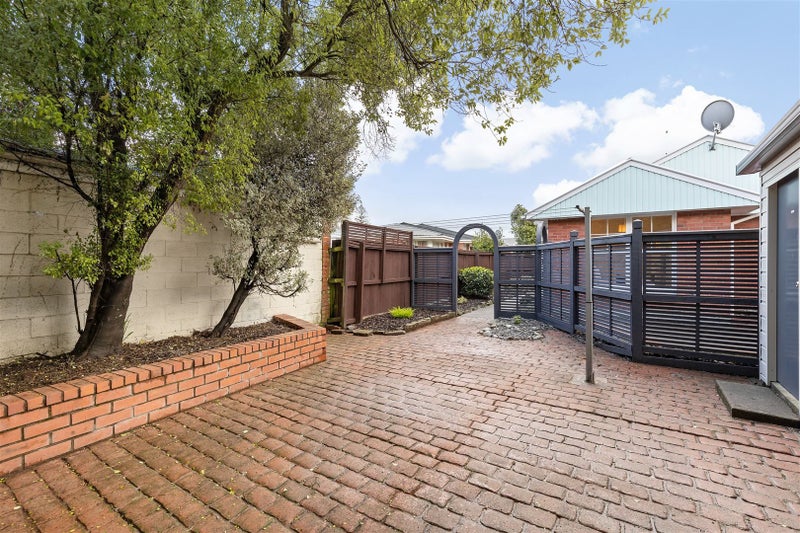 1/26 Hampton Place, Burnside, Christchurch - Carousel 15