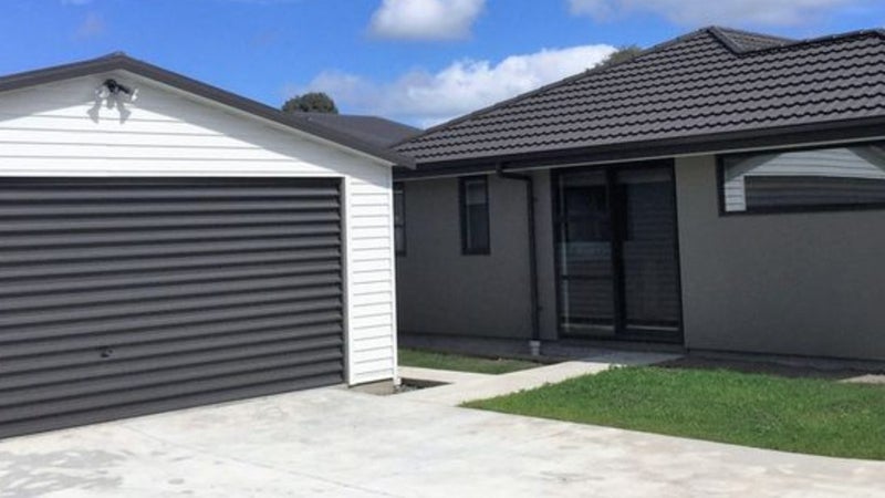 10 Shortland Street, Wainoni, Christchurch - Carousel 1