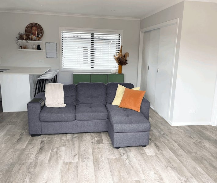 283 Dey Street, Hamilton East, Hamilton - Carousel 1