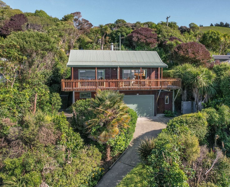 8 Buxton Place, Gore Bay, Cheviot - Carousel 1
