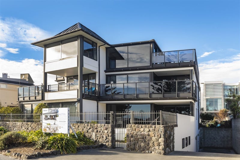 3/20 Esplanade, Sumner, Christchurch - Carousel 1