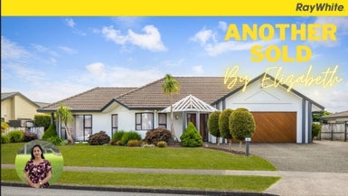 25 Suncrest Drive, West Harbour, Auckland - Carousel 1