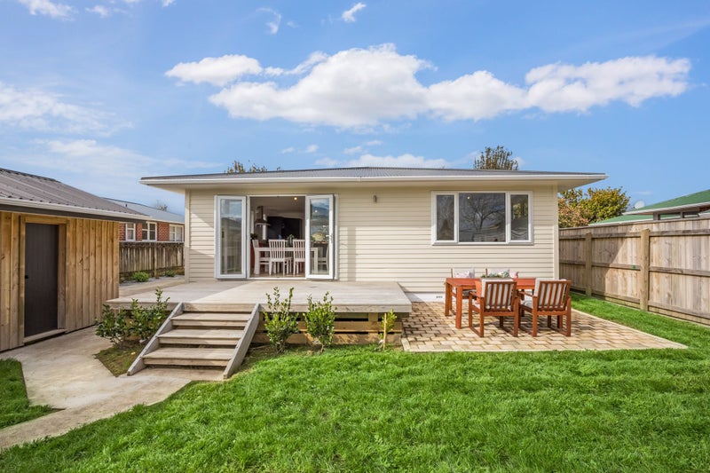 14 Kelly Grove, Elderslea, Upper Hutt - Carousel 1