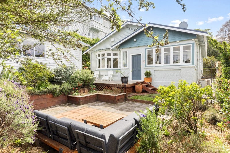 6 Akatea Street, Berhampore, Wellington - Carousel 1