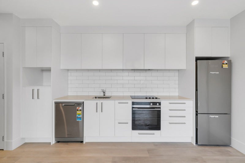 G04/165 Lake Road, Northcote, Auckland - Carousel 1