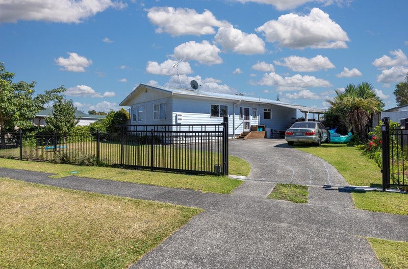 32 Baker Street, Huntly, Huntly - Carousel 1