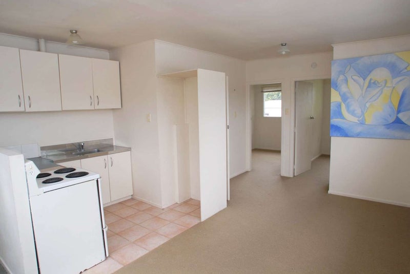 2/58 Hastings Road, Mairangi Bay, Auckland - Carousel 1