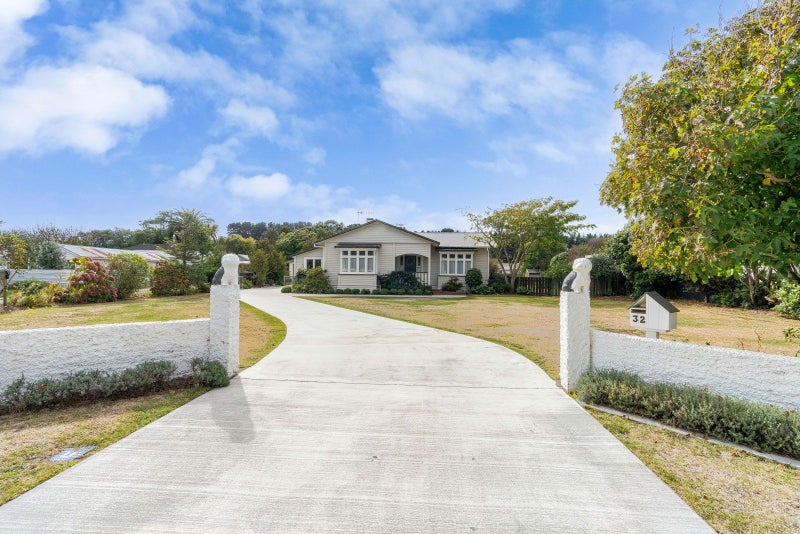 32 Ladys Mile, Foxton, Foxton - Carousel 1