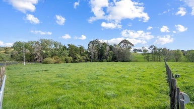 20 Gellert Road, Karaka, Papakura - Carousel 1