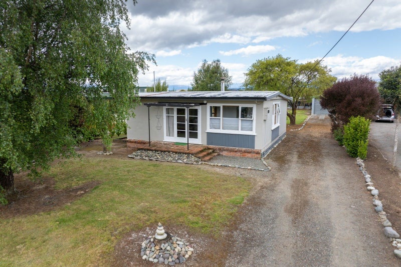 50 Bligh Street, Te Anau, Te Anau - Carousel 2